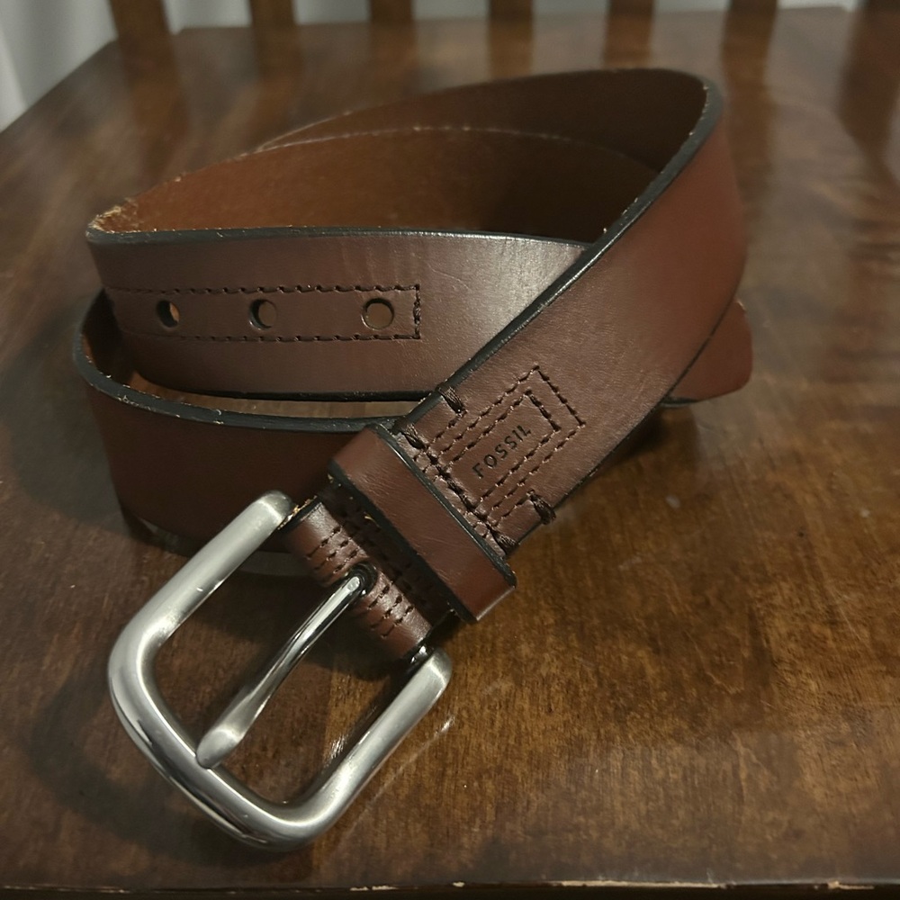Fossil Brown Genuine Stitched‎ Leather Belt Sz 40
